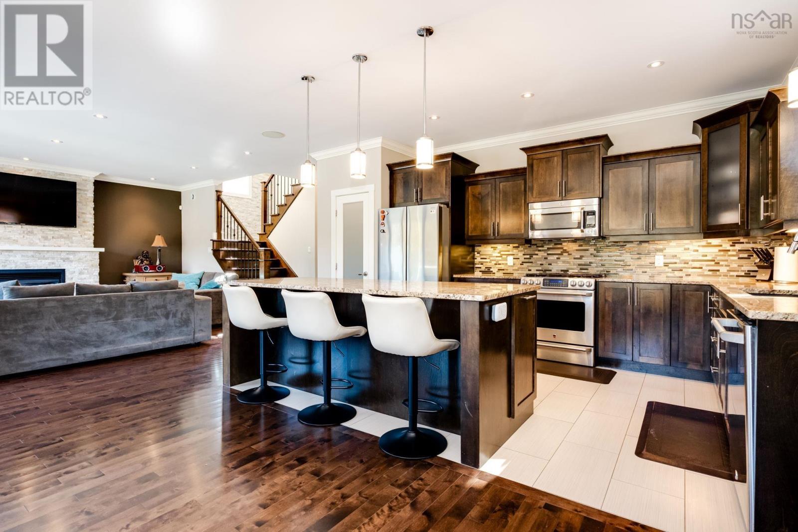 32 Hollyhock Way Property Photo 14