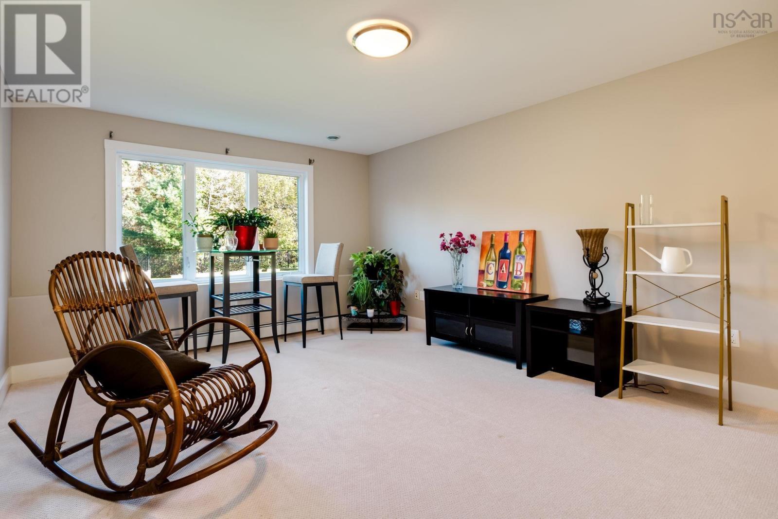 32 Hollyhock Way Property Photo 38