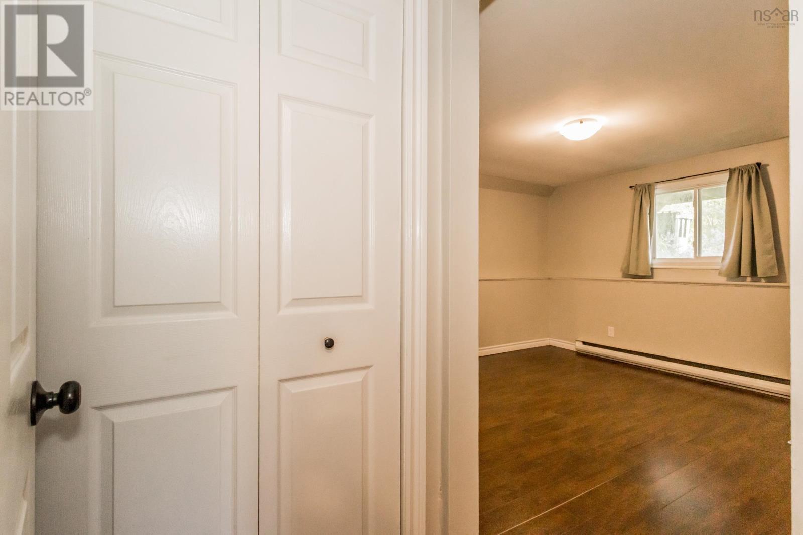 1063/1065 Camhill Court Property Photo 16