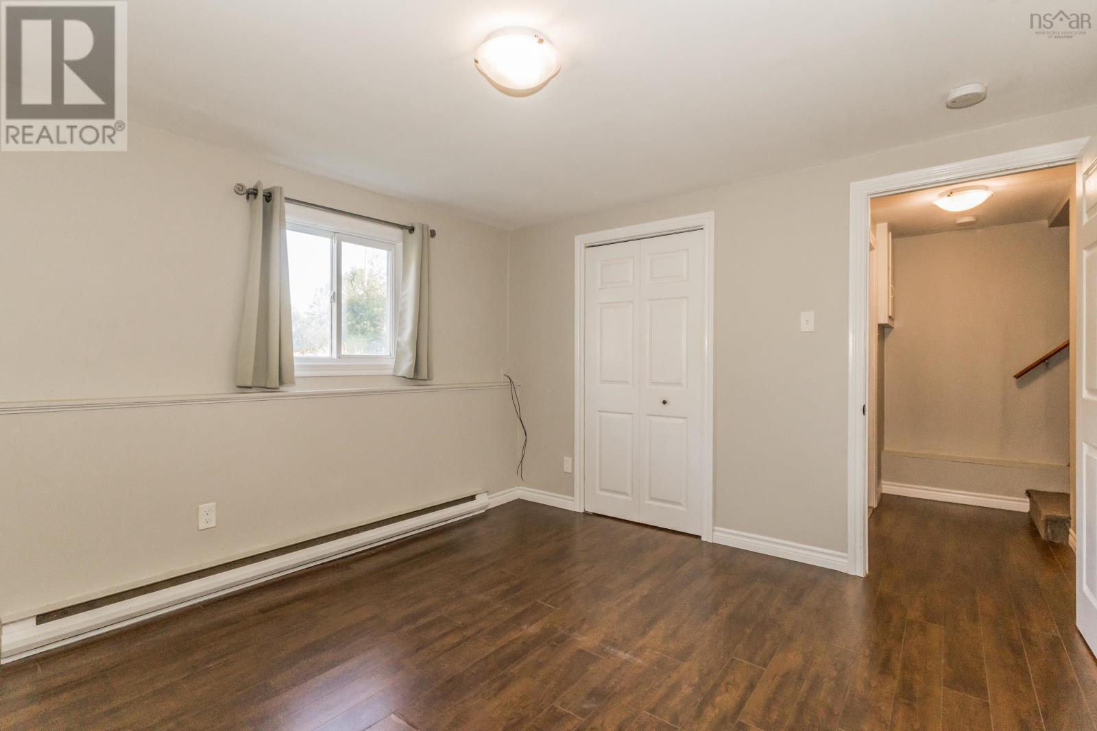 1063/1065 Camhill Court Property Photo 13