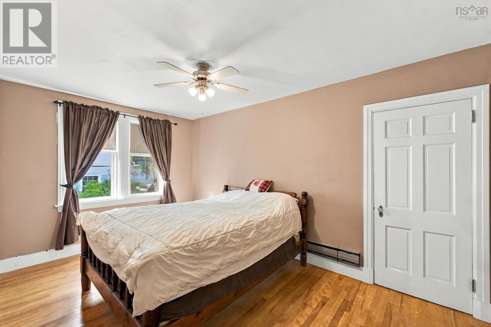 1 Orchard Road Property Photo 38