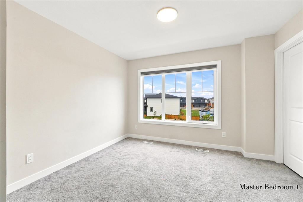 33 Lynx Street Property Photo 13