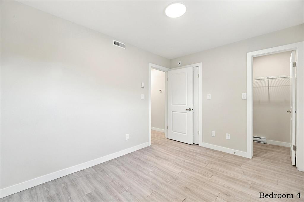33 Lynx Street Property Photo 32