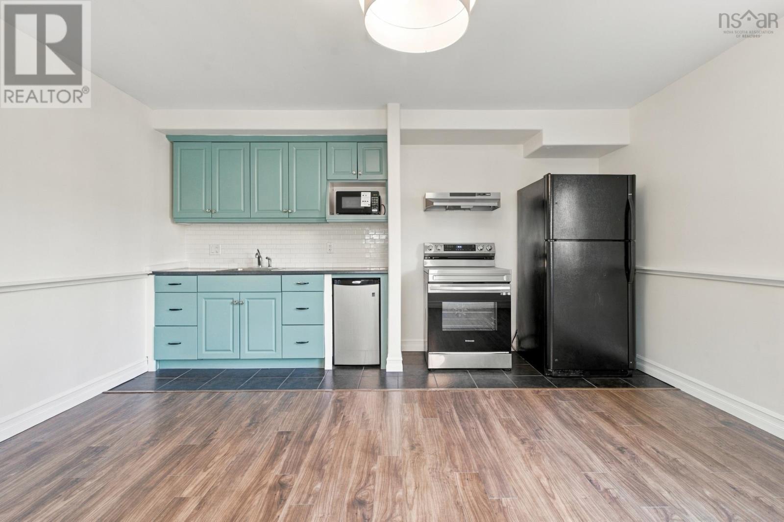 156 Bently Drive Property Photo 36