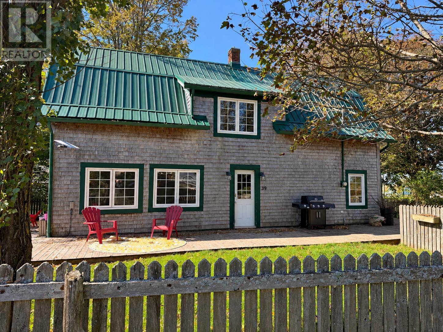 39 Weir Drive Property Photo 1