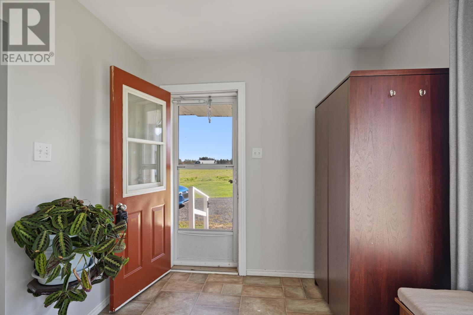 2390 Mt. Stewart Road Property Photo 9