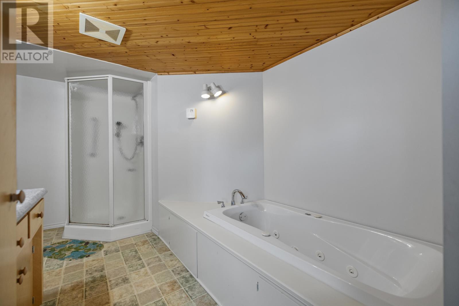 2390 Mt. Stewart Road Property Photo 28