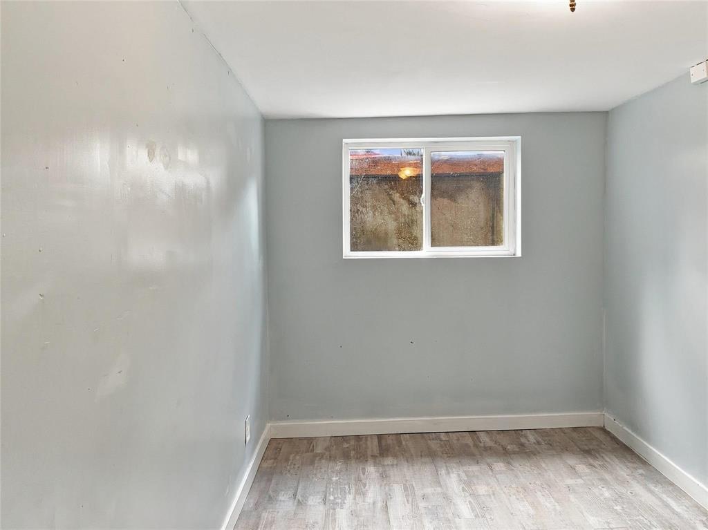 11 Evergreen Boulevard Property Photo 11