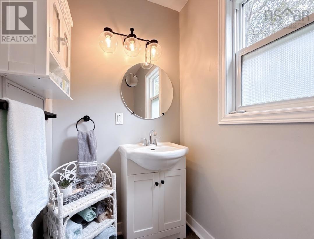 17 George Street Property Photo 16