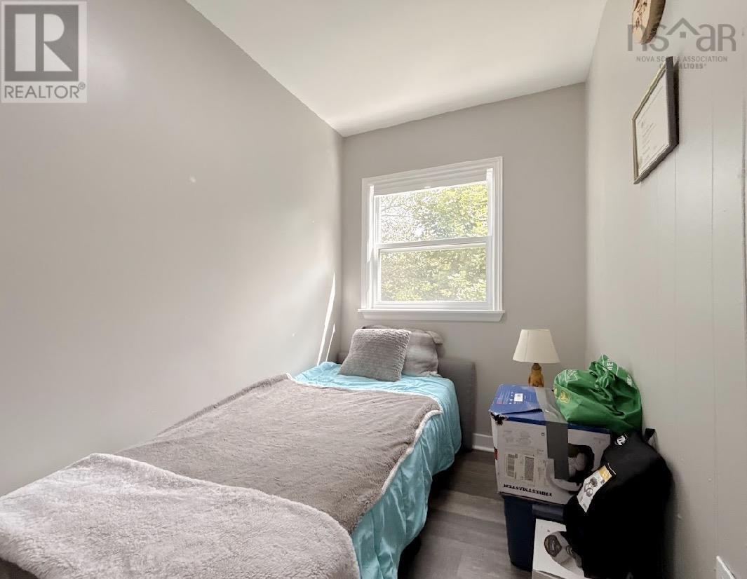 17 George Street Property Photo 18