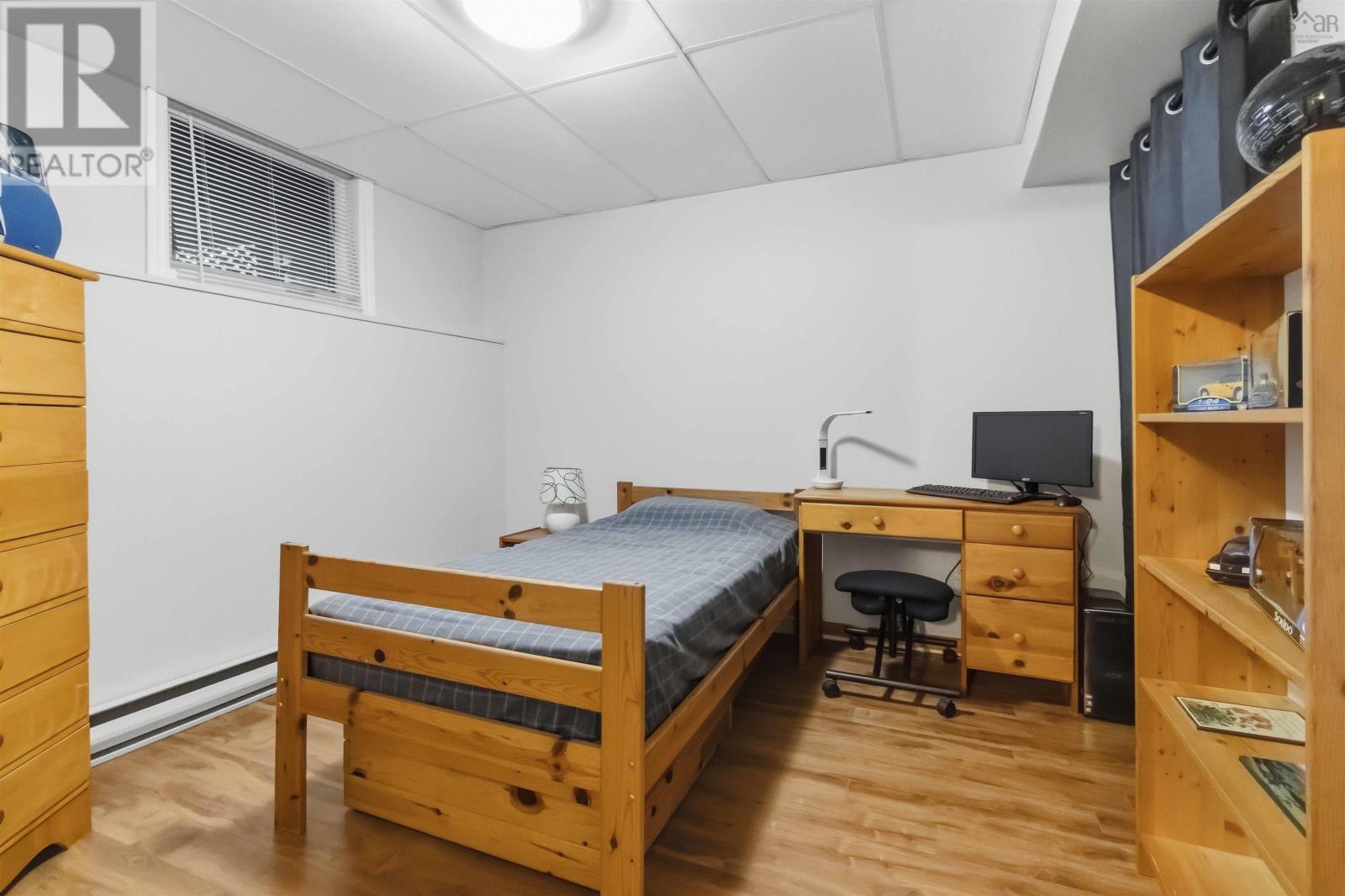 32 Bow Street Property Photo 26