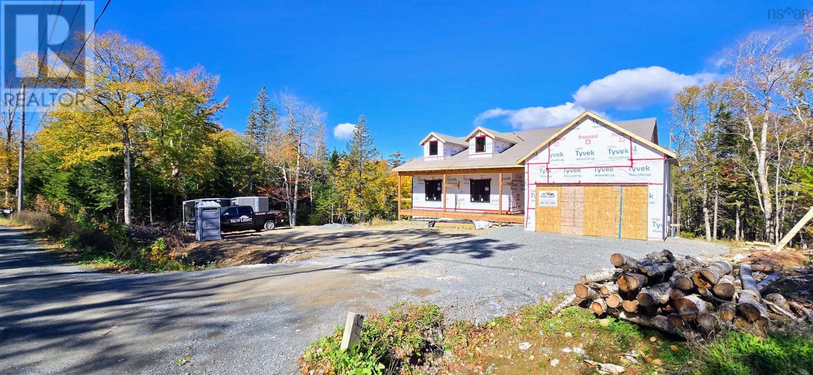 15 Yellow Birch Lane Property Photo 2