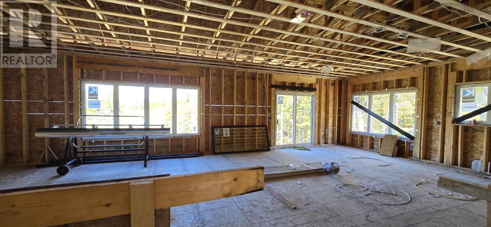 15 Yellow Birch Lane Property Photo 5