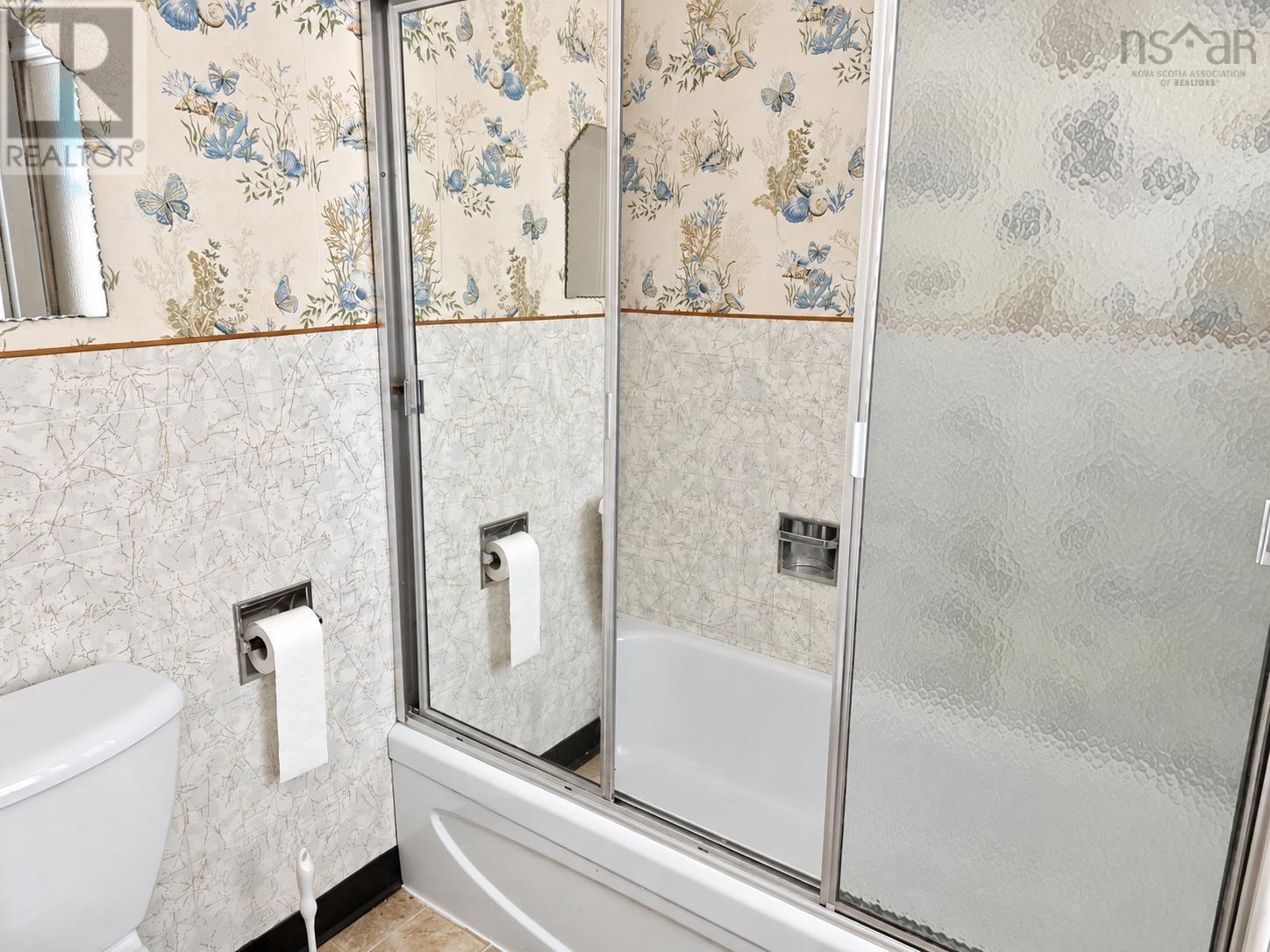 588 Isaacs Harbour Road Property Photo 10