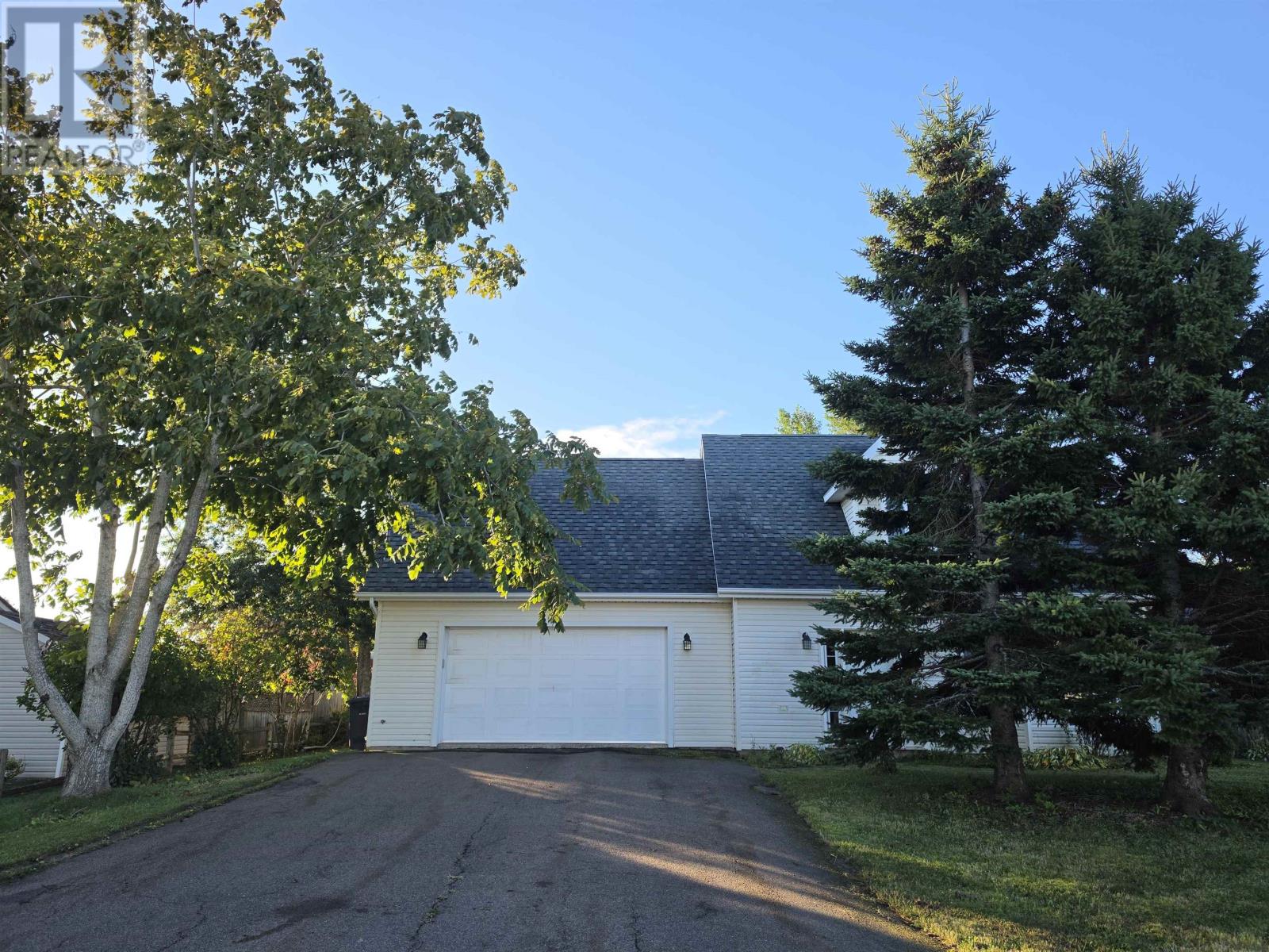 28 Arcona Drive Property Photo 2