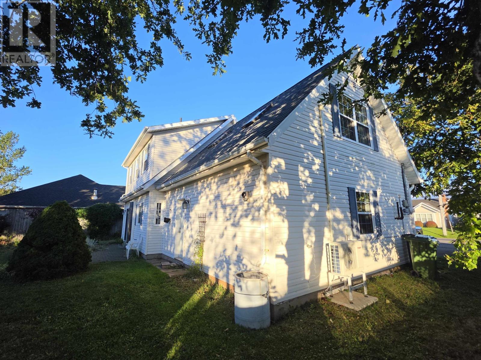 28 Arcona Drive Property Photo 9