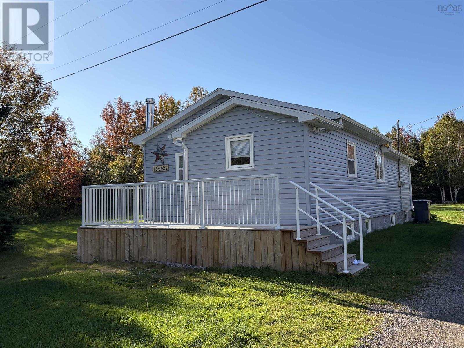 16445 Cabot Trail Property Photo 3