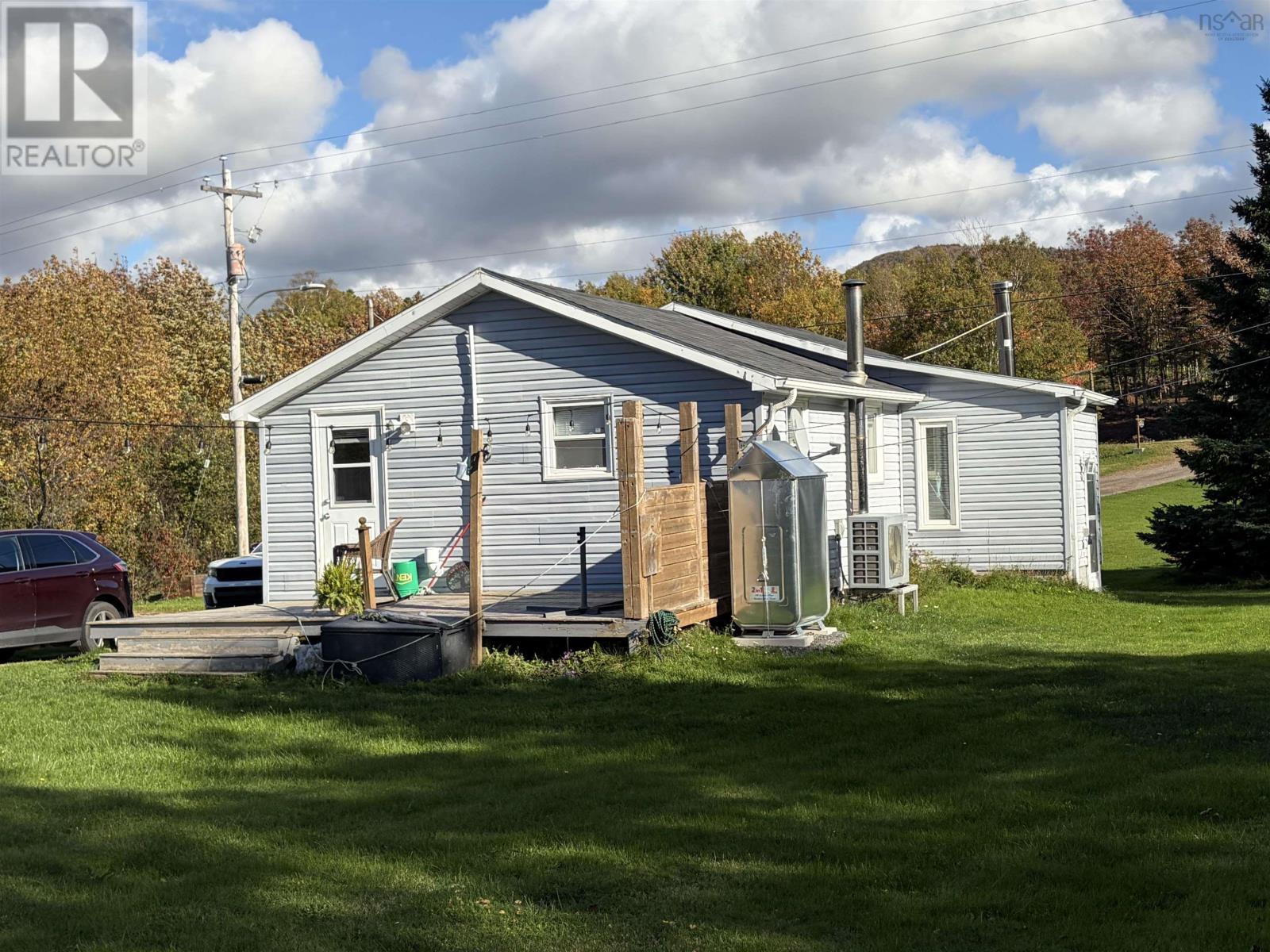 16445 Cabot Trail Property Photo 5