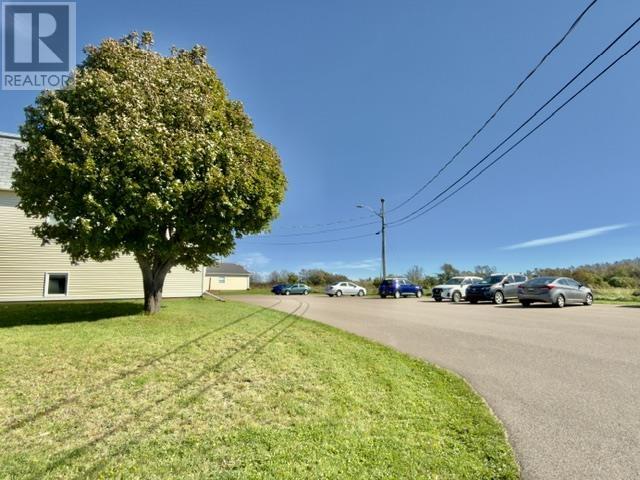 101 Phaneuf Court Property Photo 3