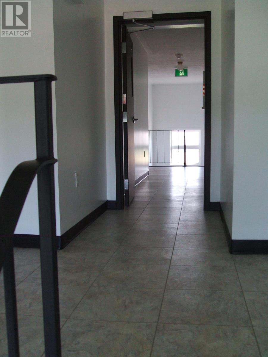 101 Phaneuf Court Property Photo 12