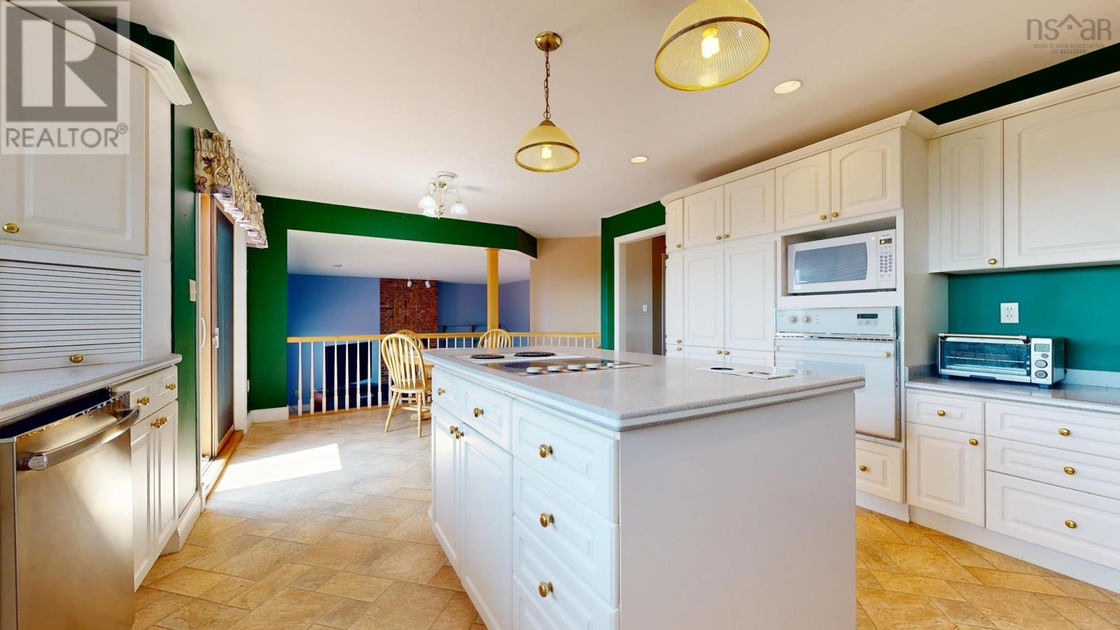 1608 Brow Of Mountain Road Property Photo 17