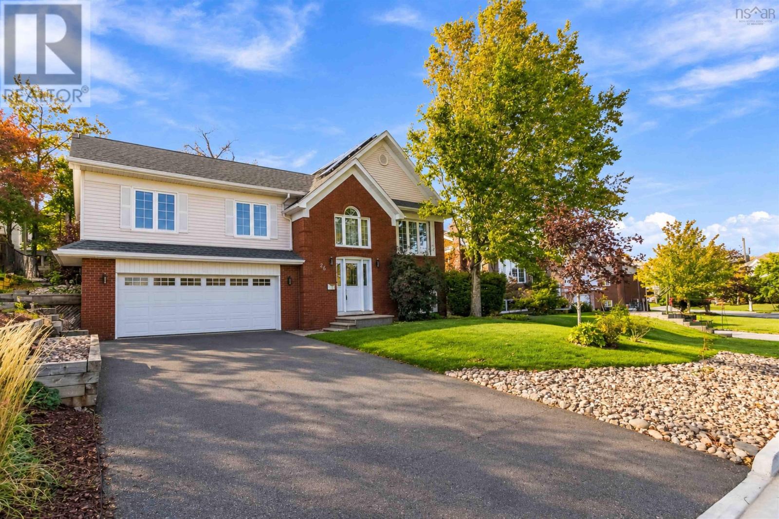 26 Castlewood Drive Property Photo 2