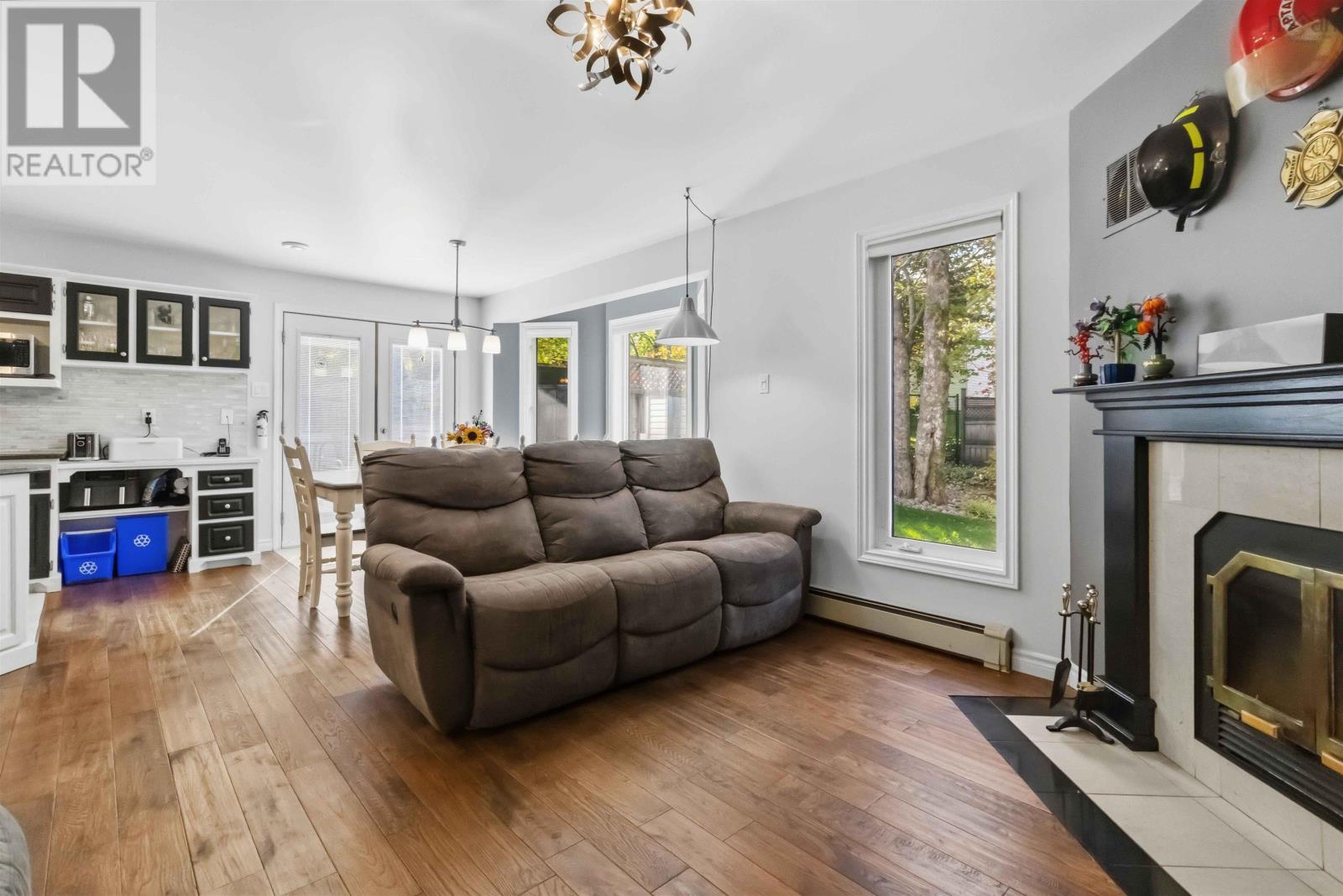 26 Castlewood Drive Property Photo 12