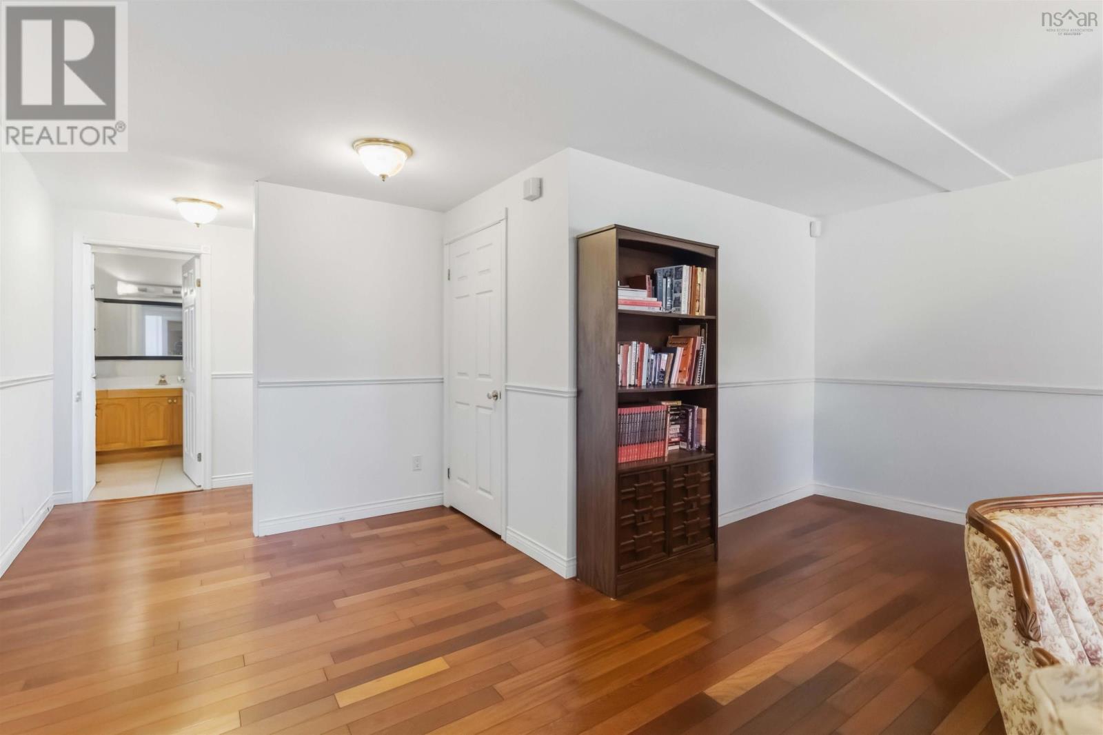 26 Castlewood Drive Property Photo 30