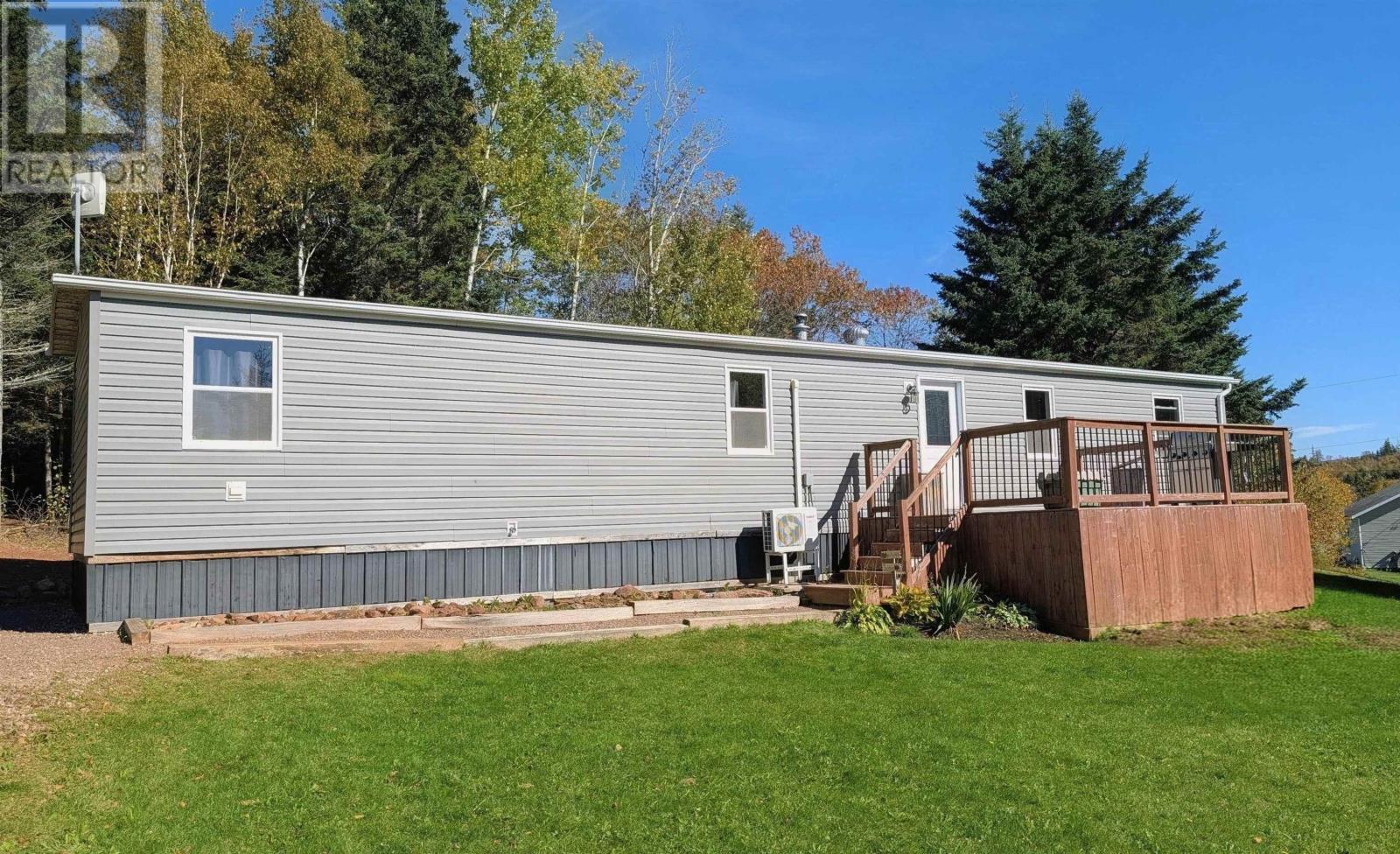11 Riverview Drive Property Photo 12