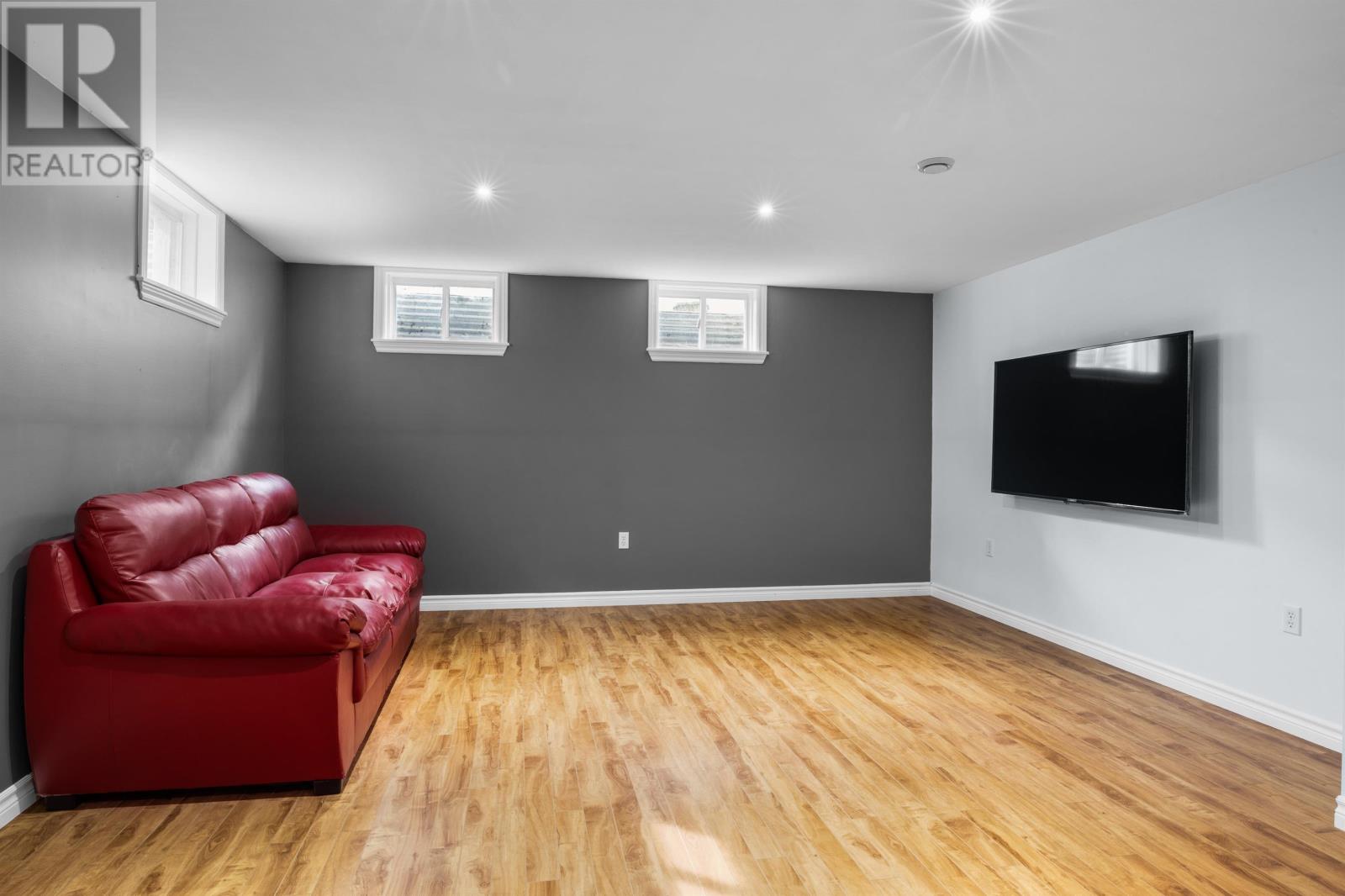 59 Sheffield Crescent Property Photo 34