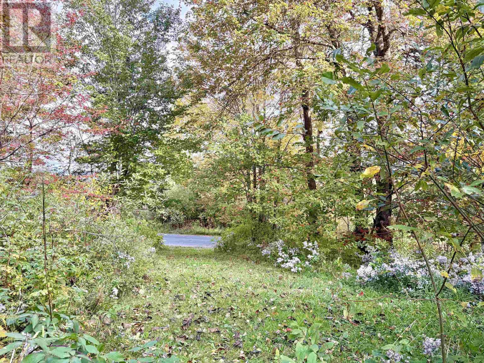 272 Welch Road Property Photo 2