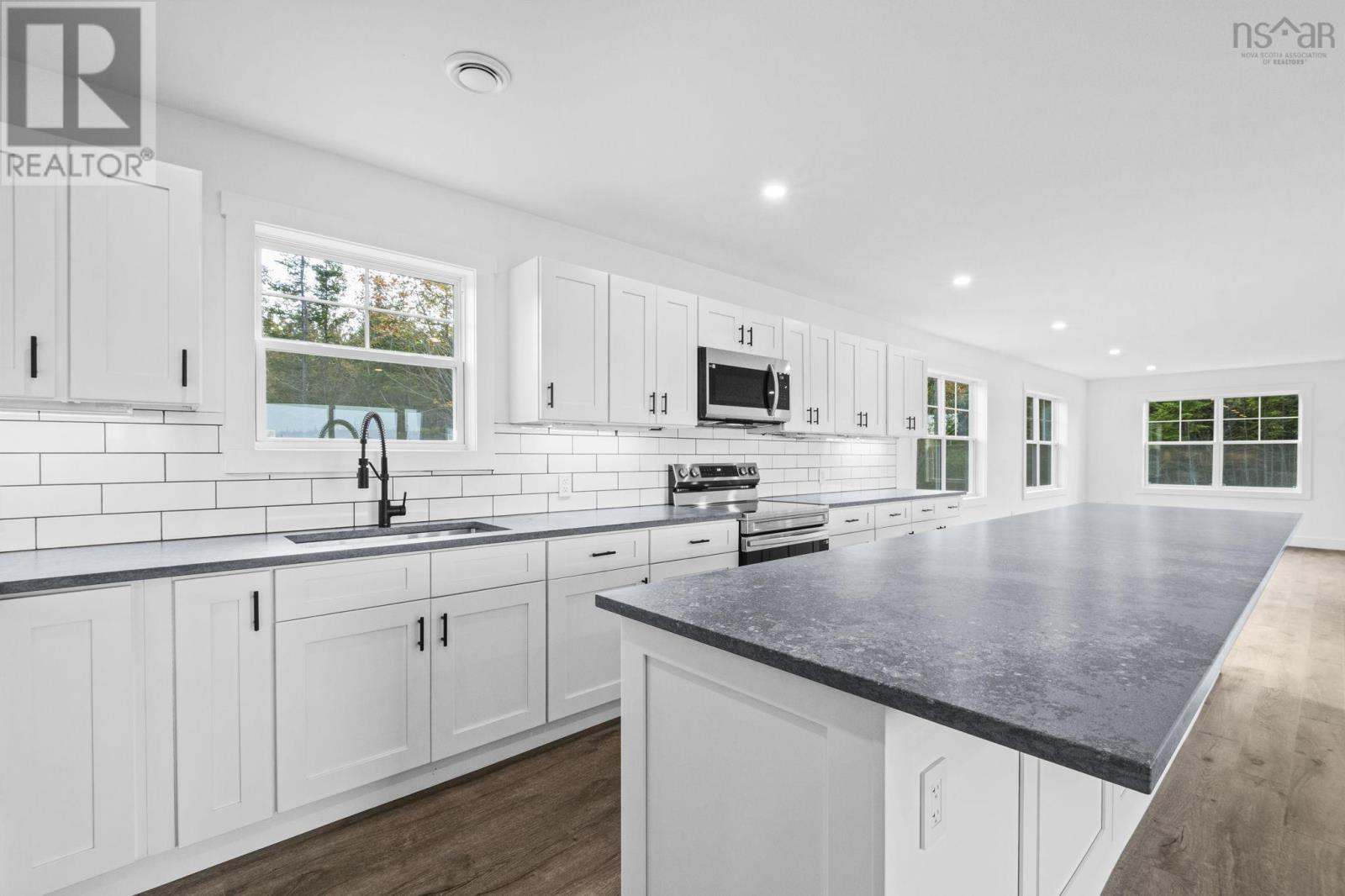 4606 Clam Harbour Road Property Photo 10