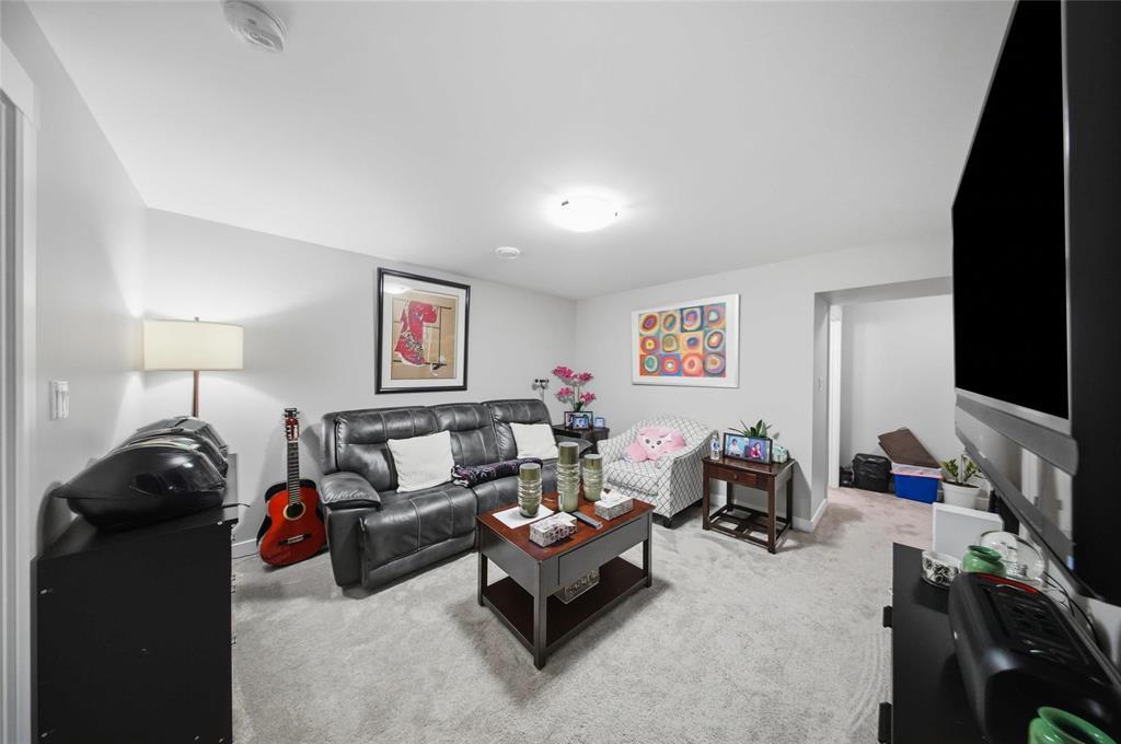 19 Mira Gate Property Photo 30