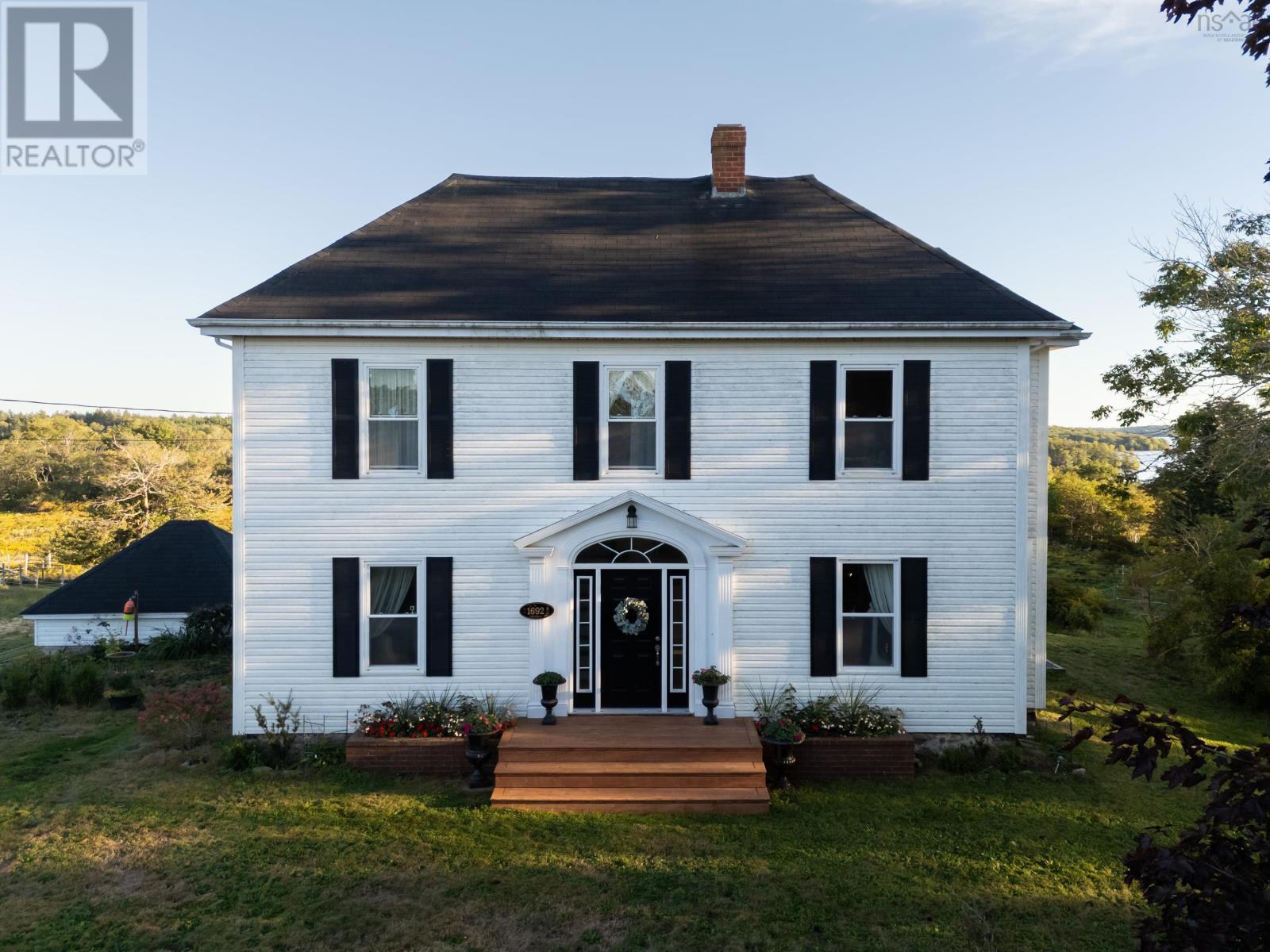 1692 Raynardton Road Property Photo 4