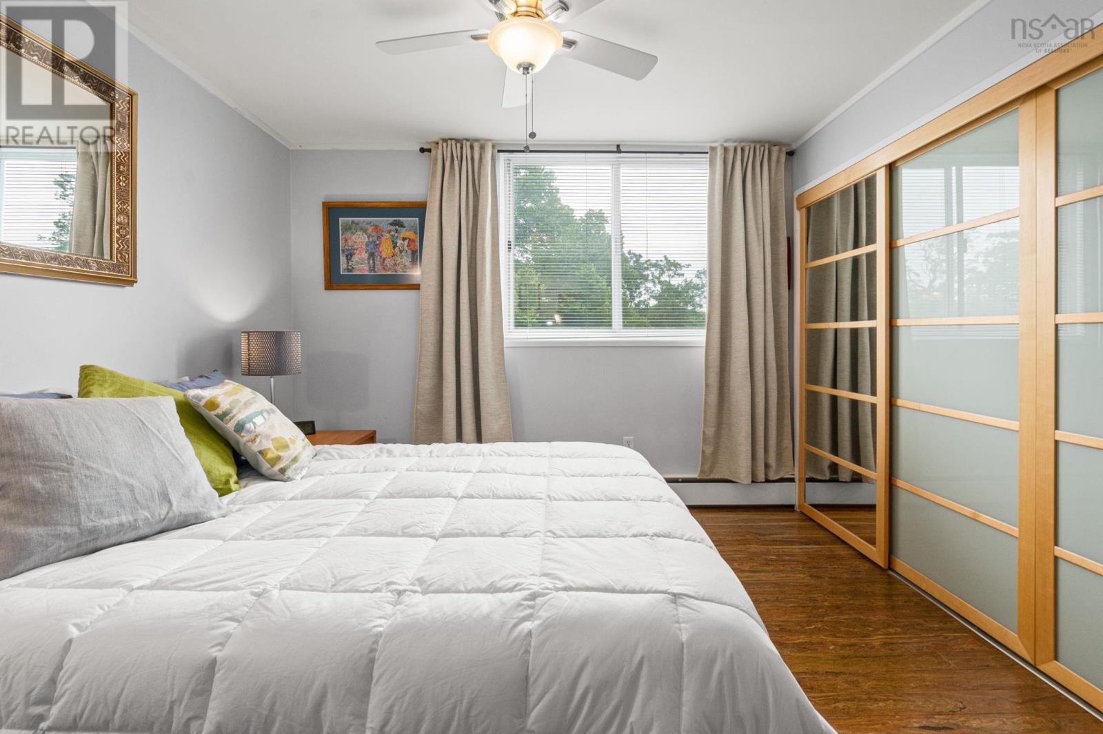 502 990 Mclean Street Property Photo 26