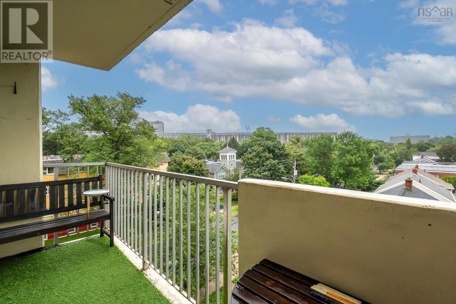502 990 Mclean Street Property Photo 34
