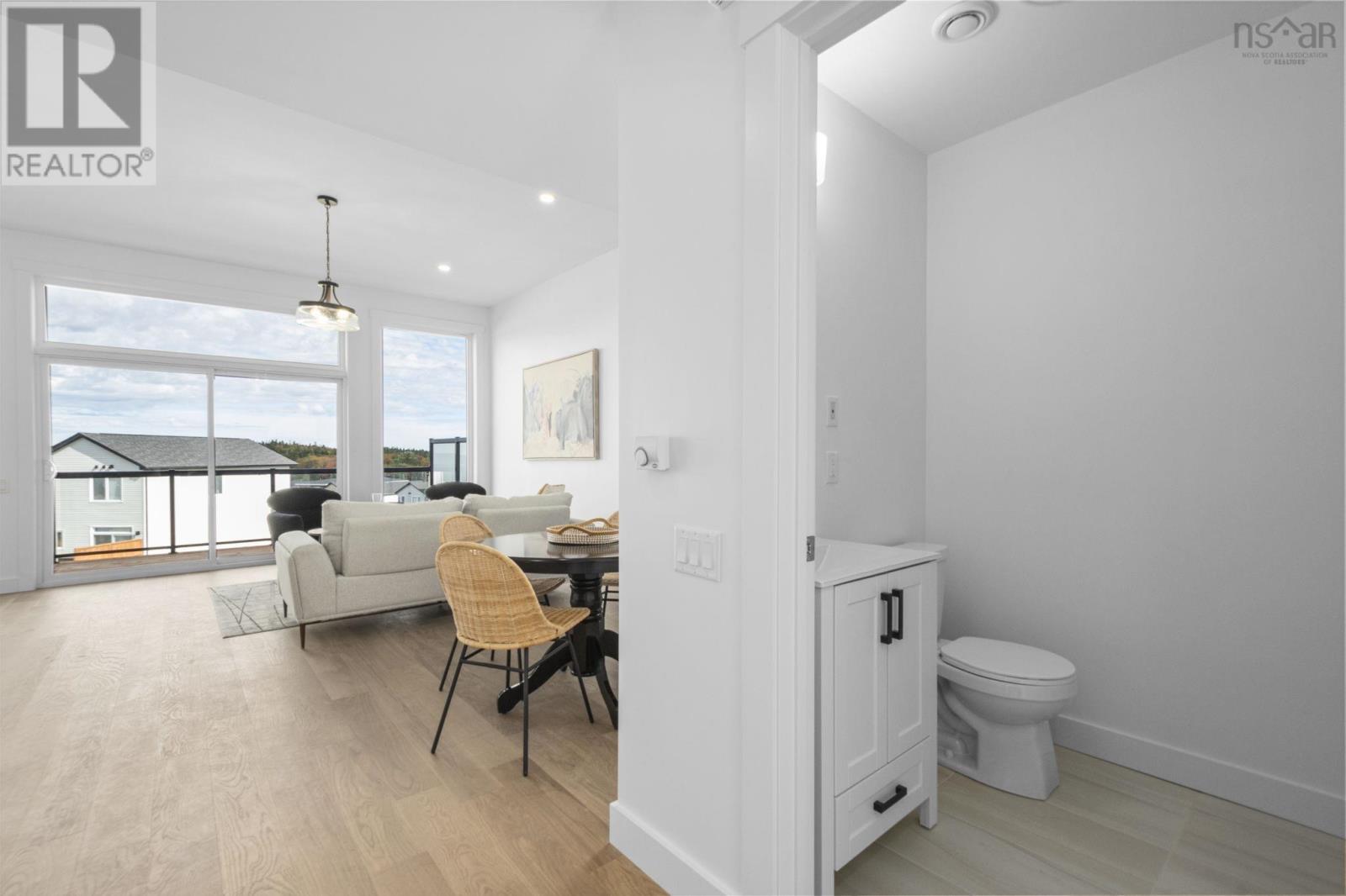 209 Brunello Boulevard Property Photo 4