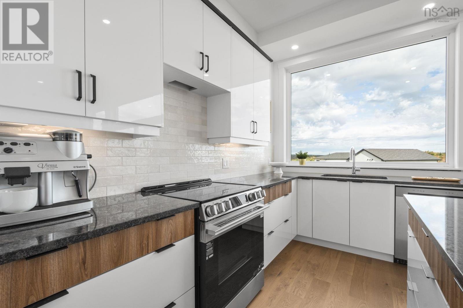209 Brunello Boulevard Property Photo 13