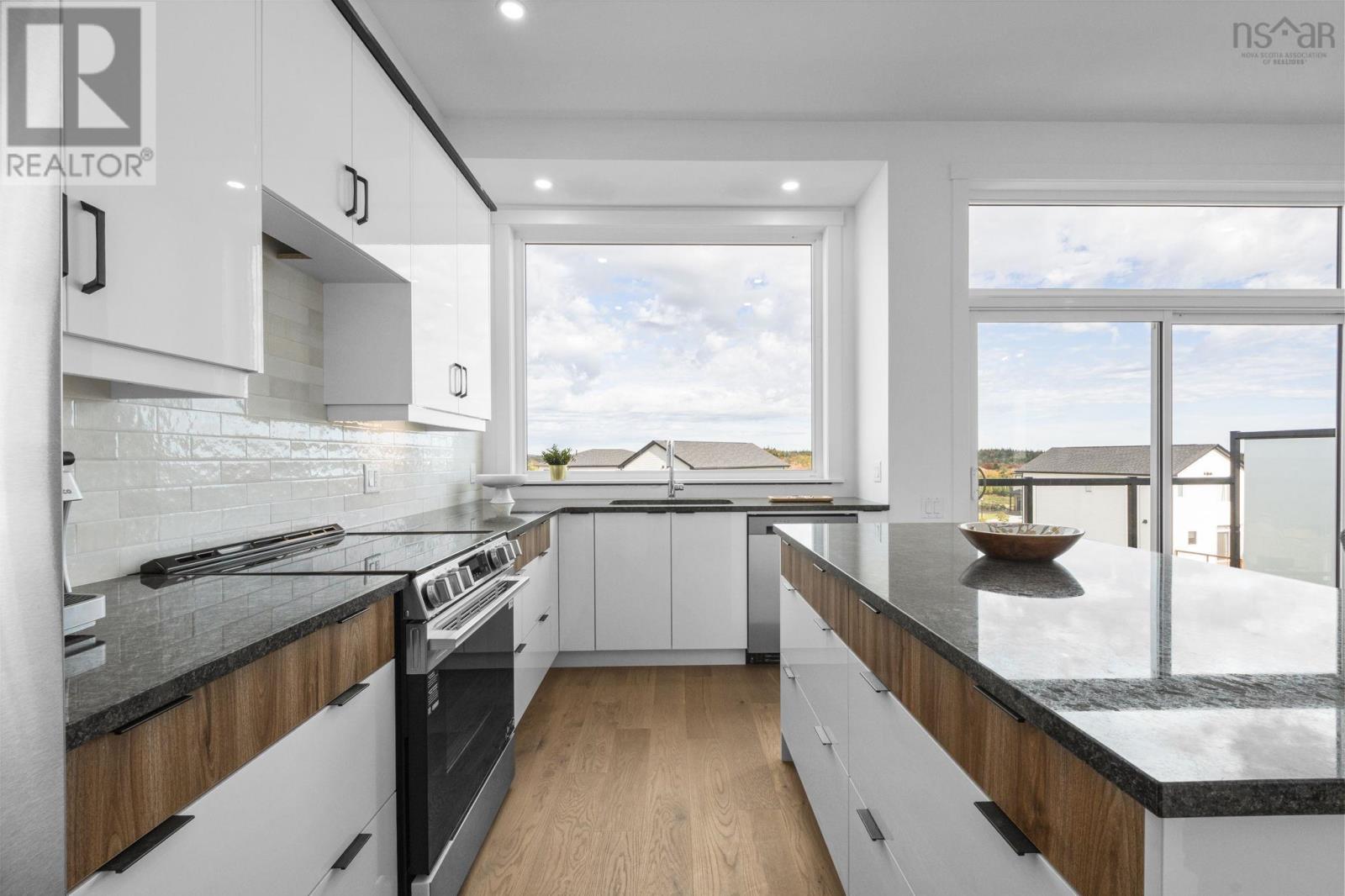209 Brunello Boulevard Property Photo 14