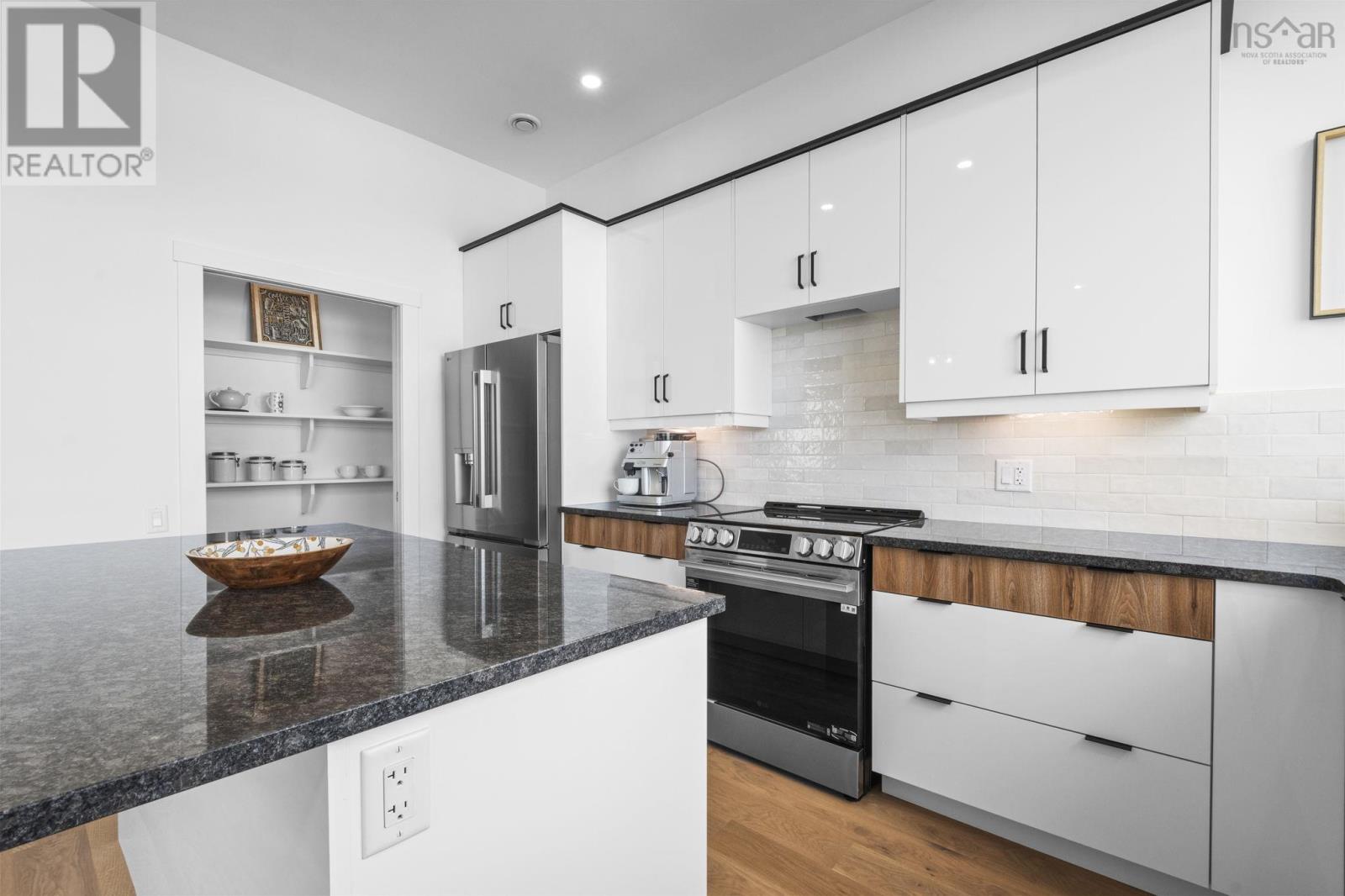 209 Brunello Boulevard Property Photo 17