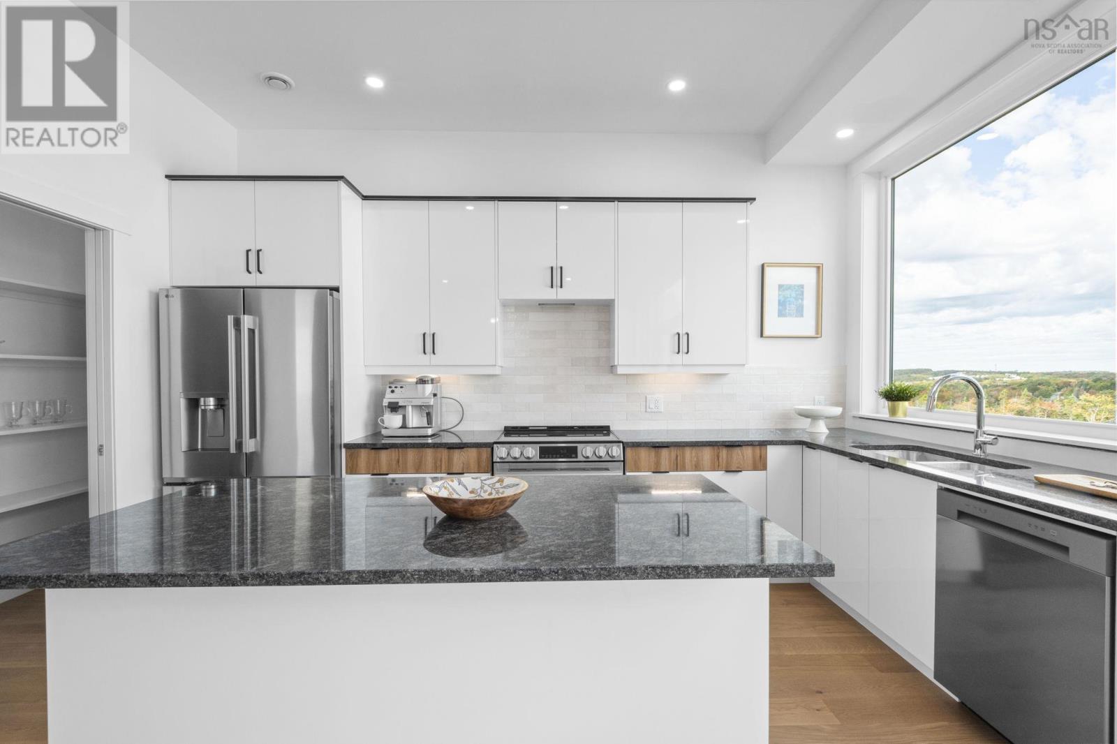 209 Brunello Boulevard Property Photo 18