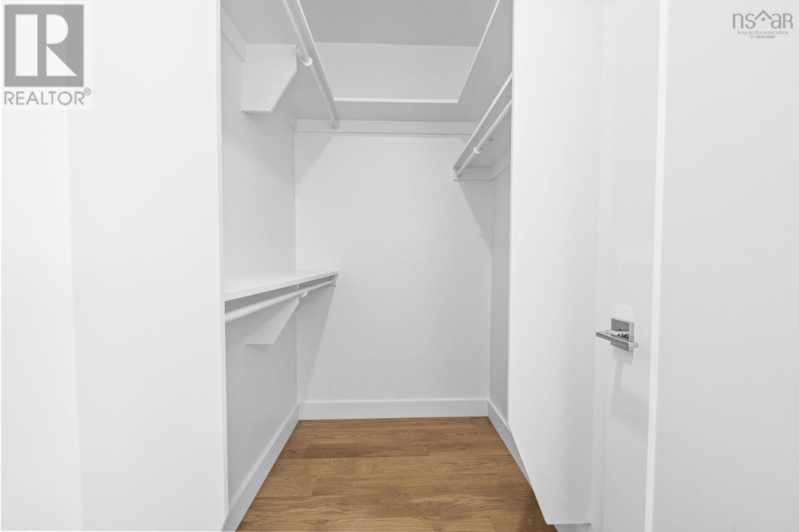 209 Brunello Boulevard Property Photo 27