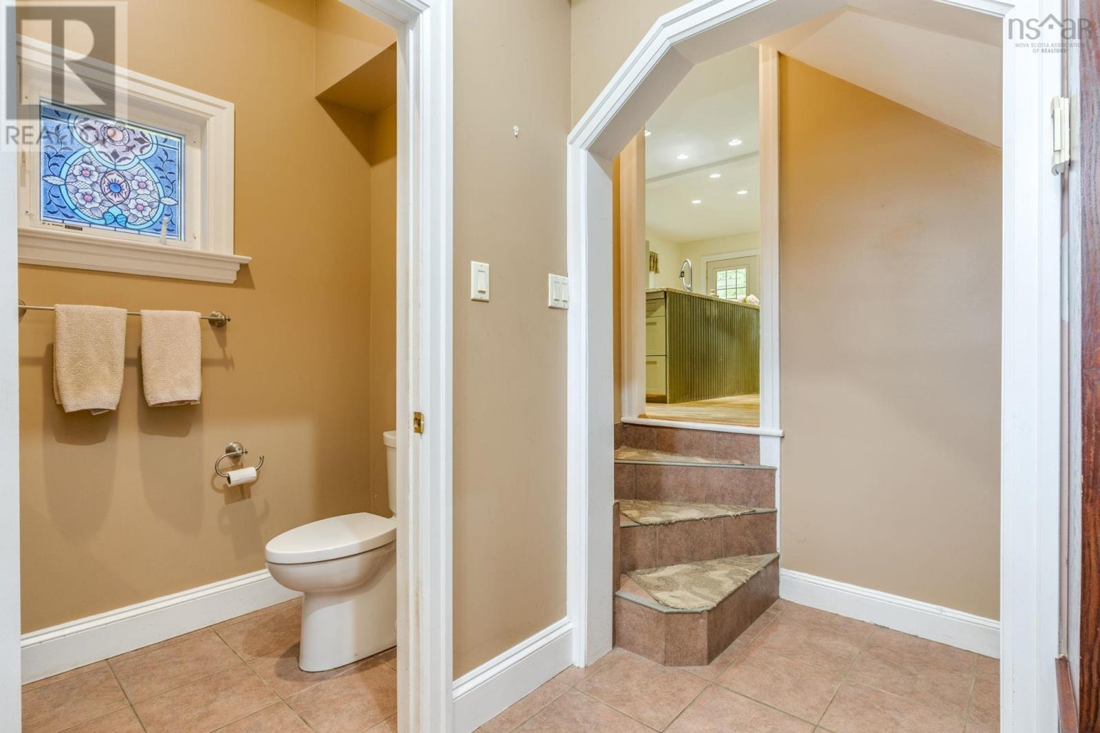 2561 Newton Avenue Property Photo 20