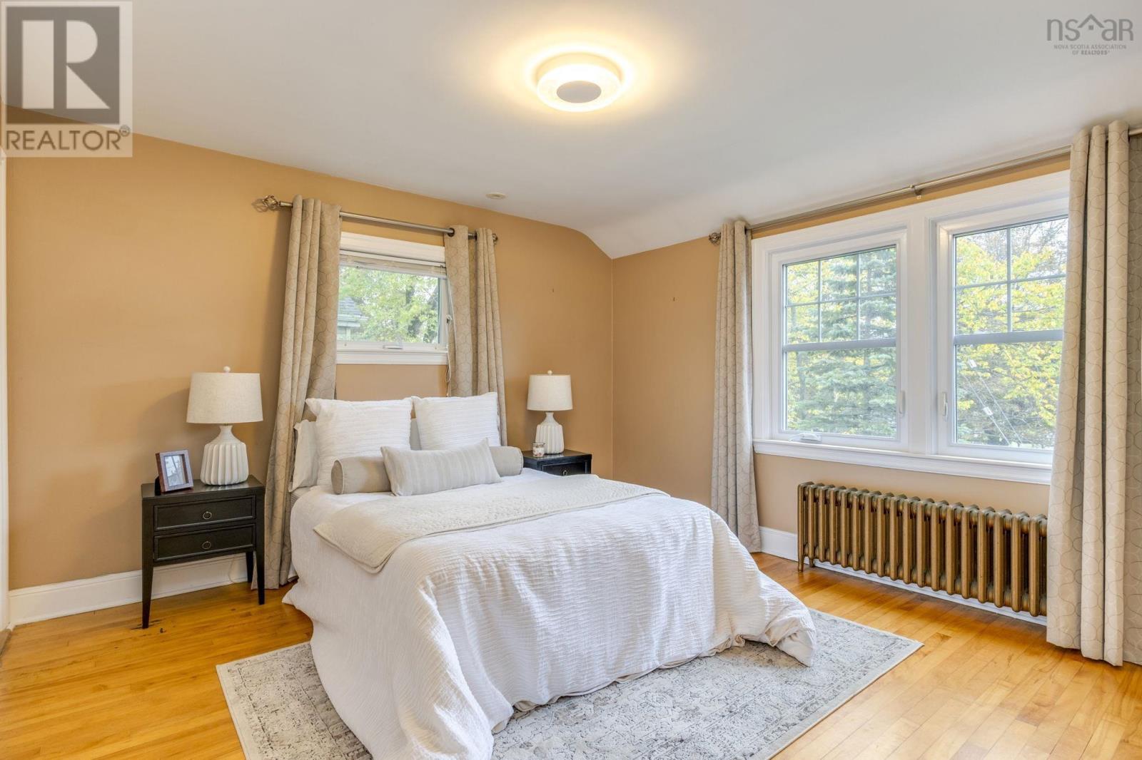 2561 Newton Avenue Property Photo 26