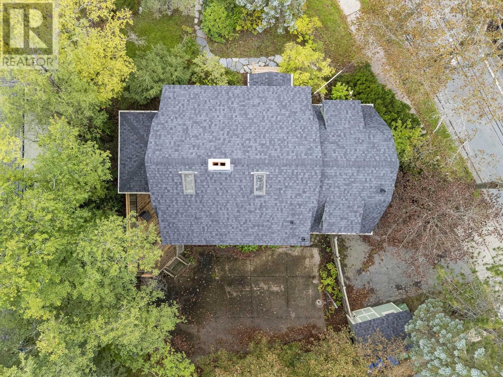 2561 Newton Avenue Property Photo 40