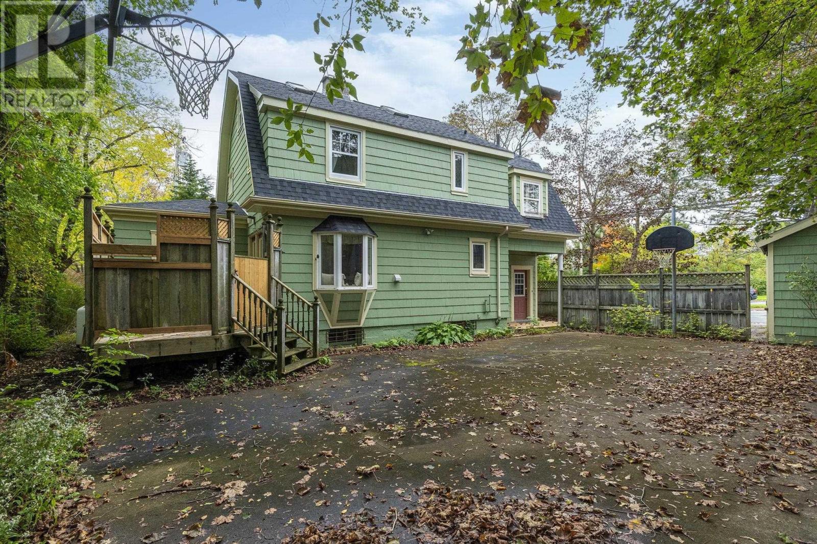 2561 Newton Avenue Property Photo 42