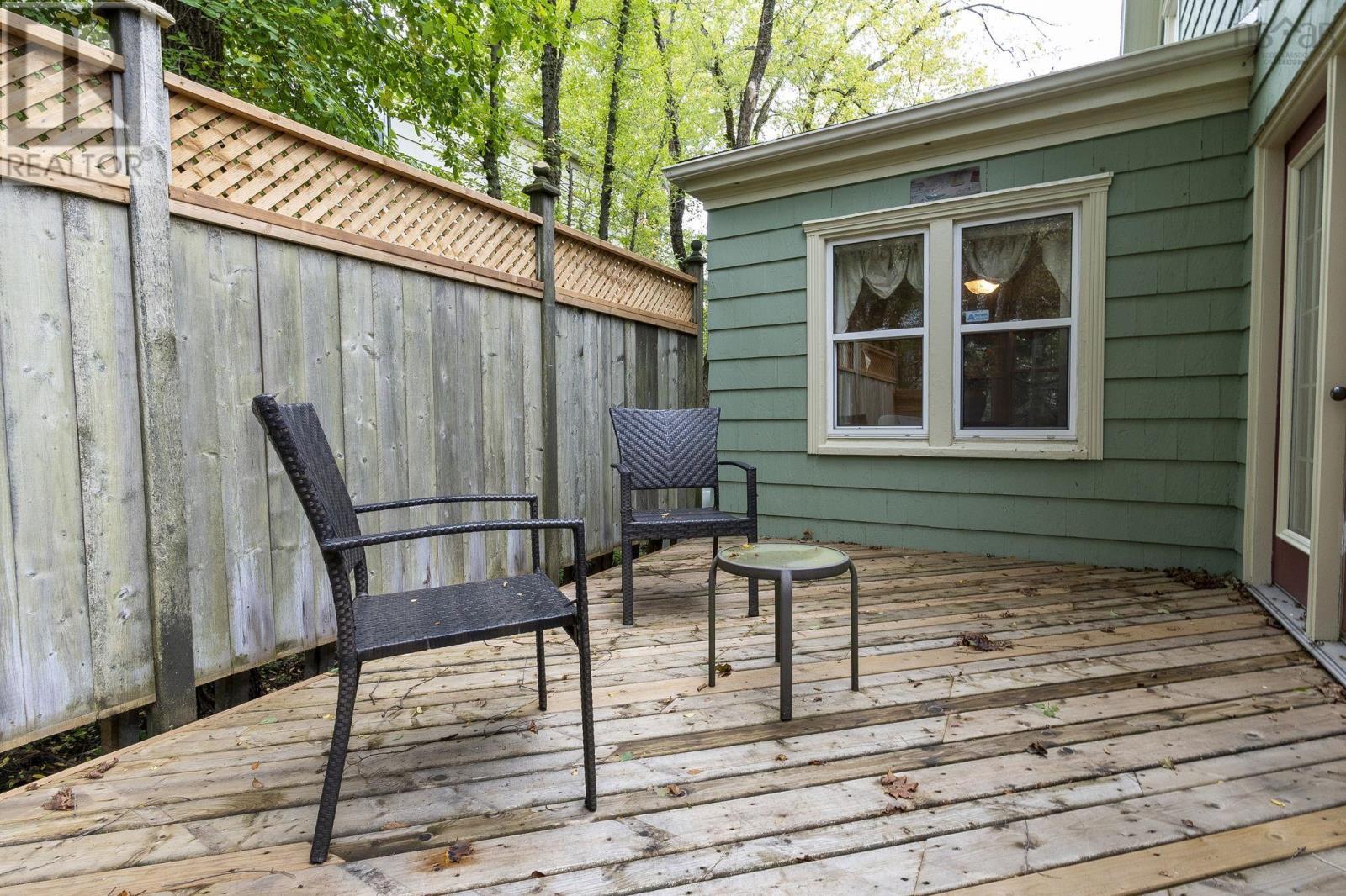 2561 Newton Avenue Property Photo 45