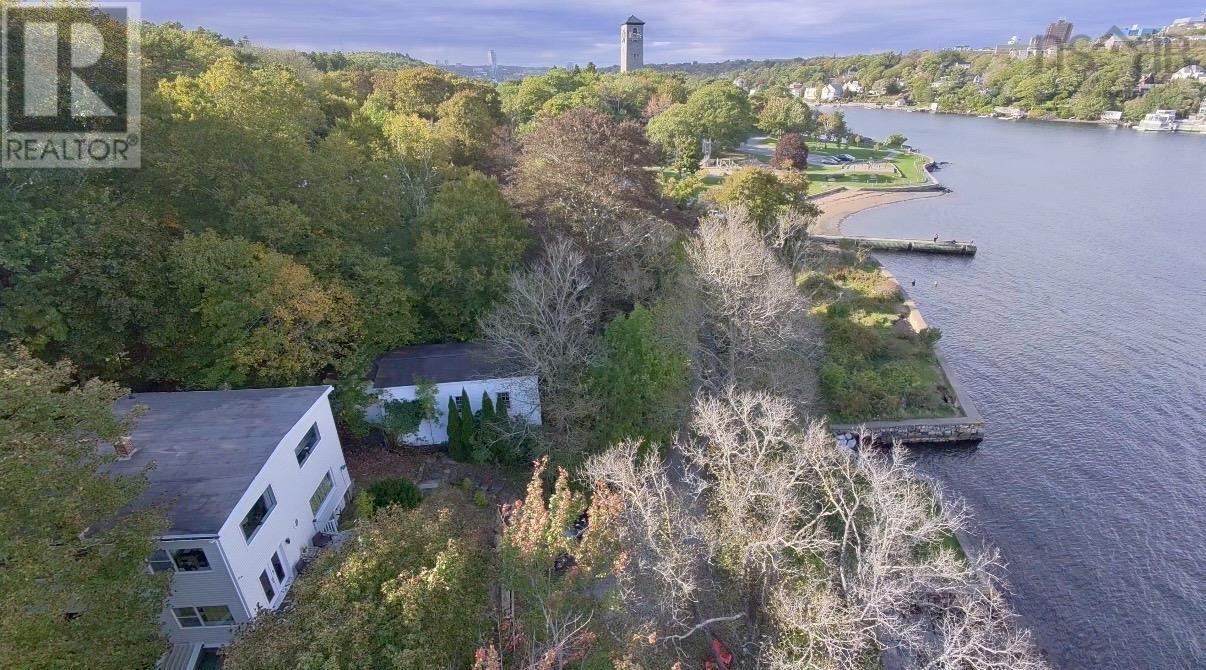 9 Milton Drive Property Photo 2