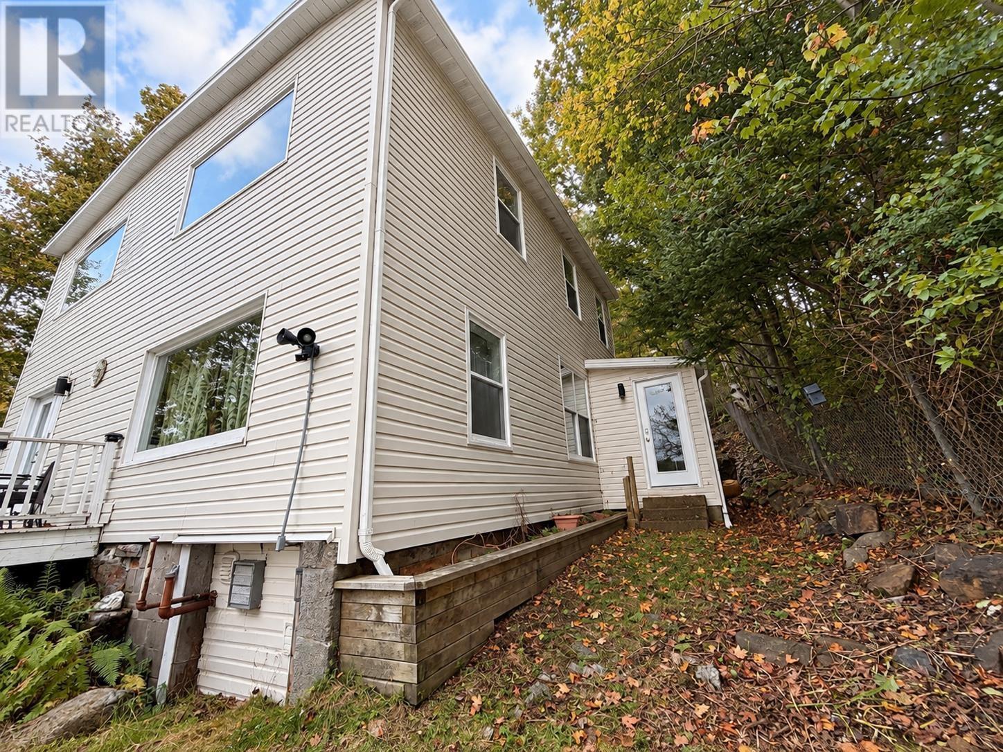 9 Milton Drive Property Photo 7