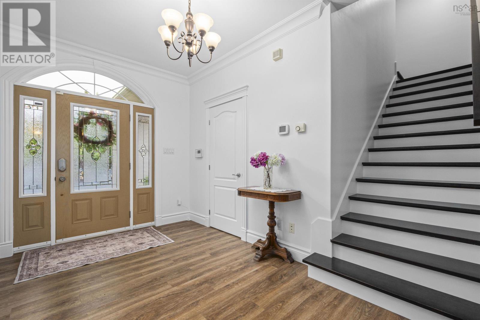170 Magnate Court Property Photo 2